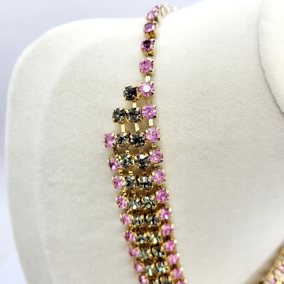 Stunning Vintage Rhinestone Choker Necklace • Hook Clasp • Pink & Gray - Picture 2 of 6